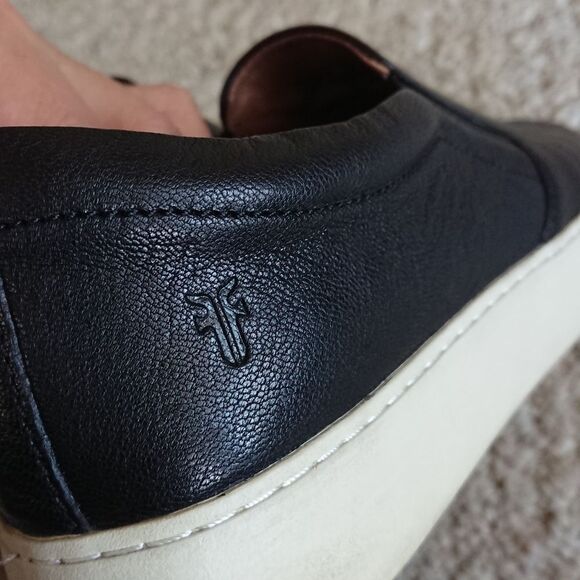Frye Black leather Ivy Slip-On Shoes size 7M - Picture 7 of 12